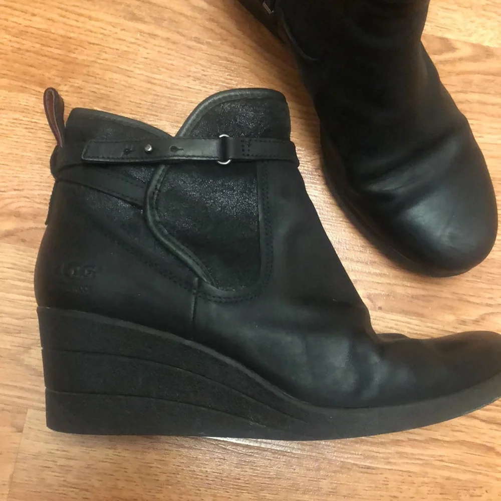 Ugg Emalie Black Waterproof Boot